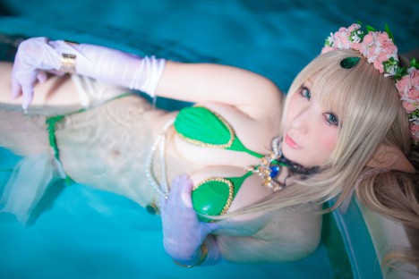 Skimpy-Elf-Cosplay-by-Saku-72-468x312